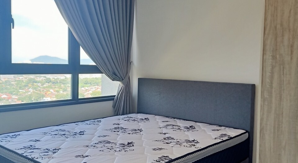Middle Room (Partition)
