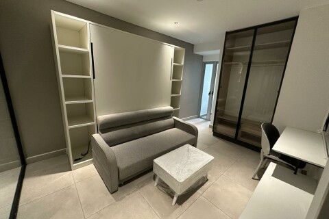 Middle Room