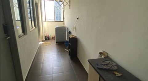 Middle room